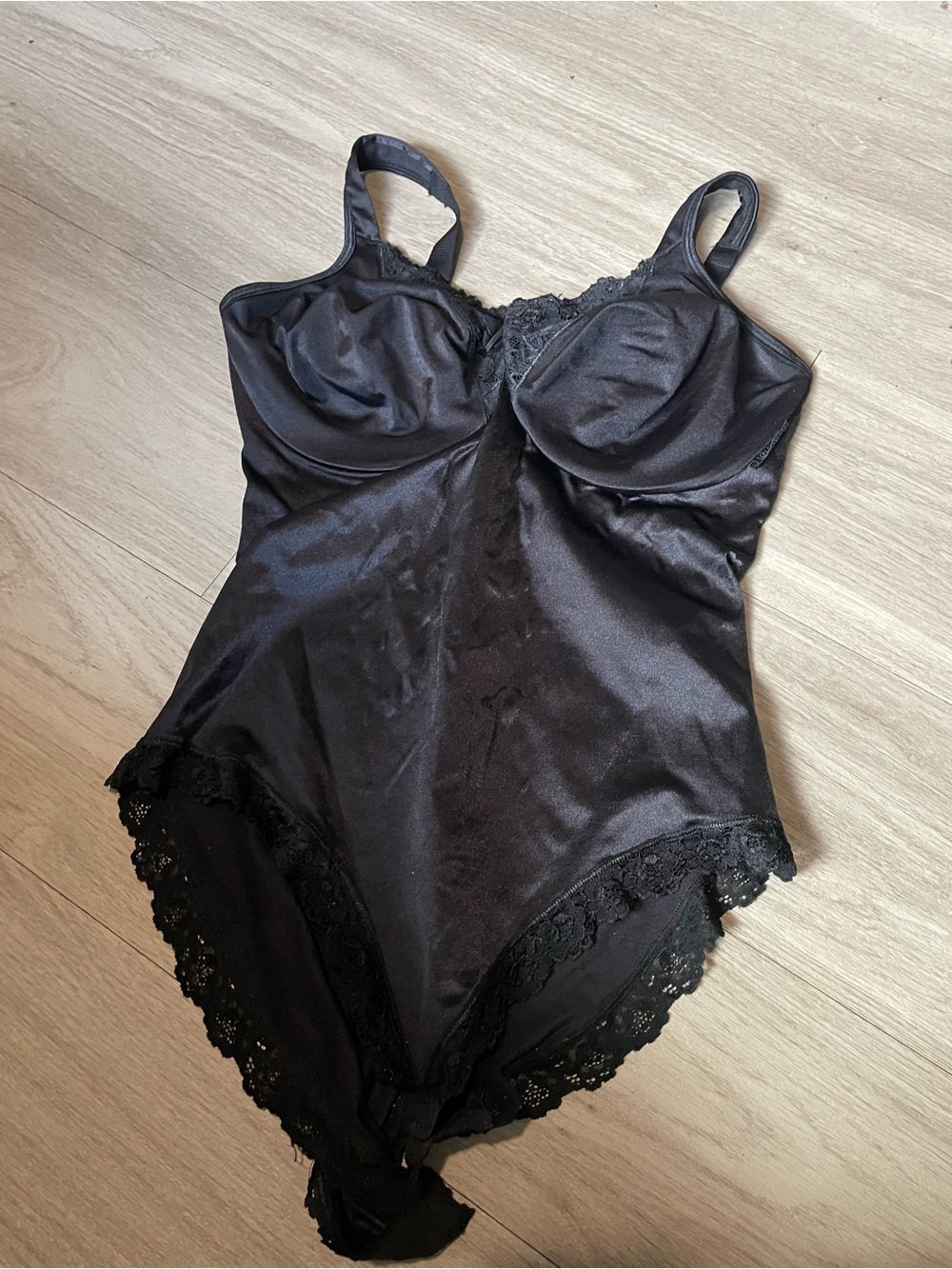 Satin Lace-Trim Shaping Bodysuit in Black